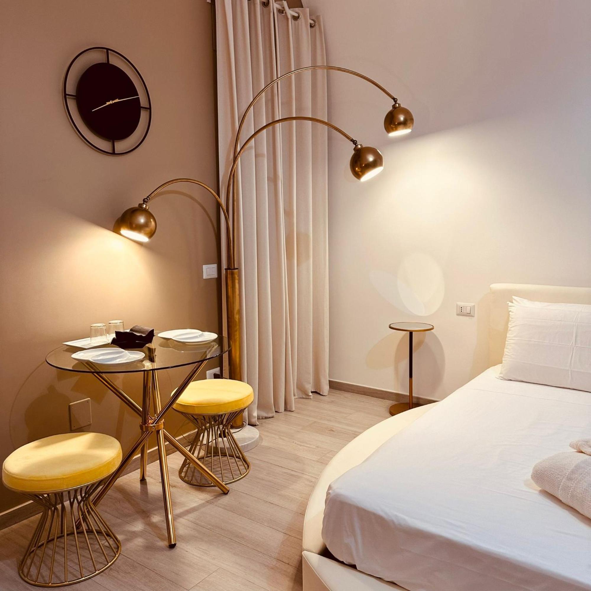 Muralta Suite & Luxury Rooms Altamura Bagian luar foto